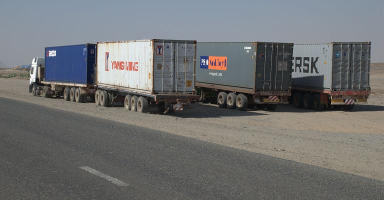 اخضاع سائقي النقل البري لدورات تدريبية اخضاع سائقي النقل البري لدورات تدريبية