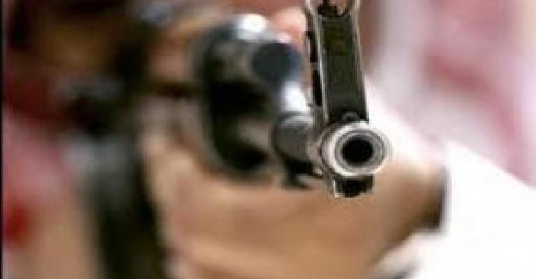 مقتل سوري وإصابة آخر برصاص طائش خلال مشاجرة شقيقين