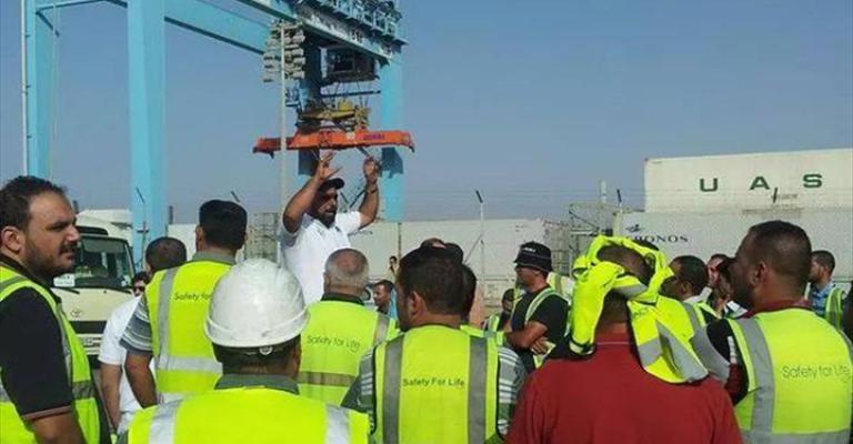تعليق إضراب العاملين في ميناء حاويات العقبة
