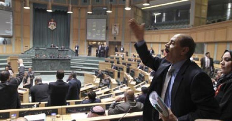 النواب يقتطعون 100 دينار من رواتبهم لصالح أهالي قطاع غزة