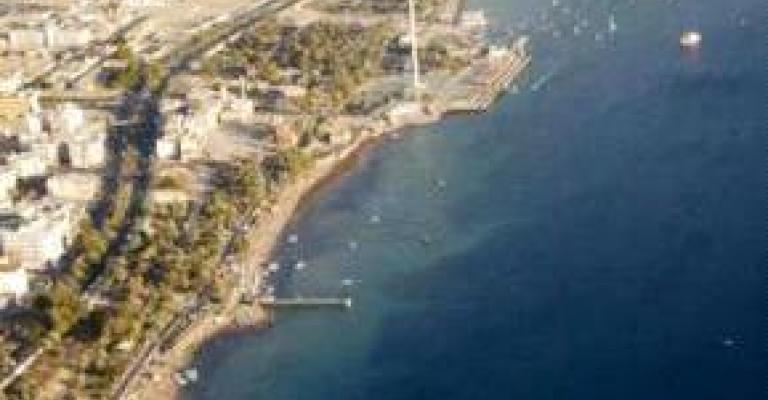 السيطرة على تسرب نفطي محدود في العقبة