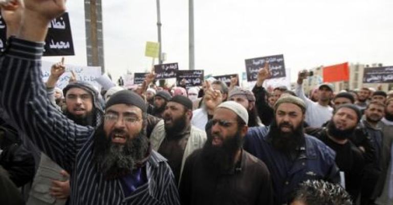 الأمن يطلب من سلفيين عدم اظهار دعمهم لداعش أوللنصرة الأمن يطلب من سلفيين عدم اظهار دعمهم لداعش أوللنصرة