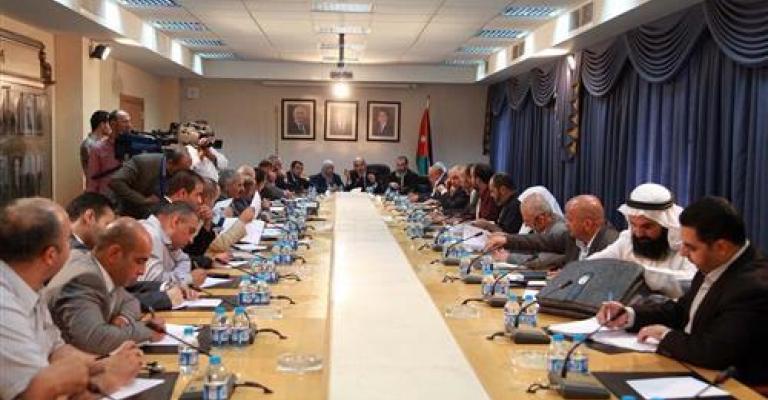 نواب يتوصلون إلى مسودة اتفاق مع "المعلمين" حول مطالبهم