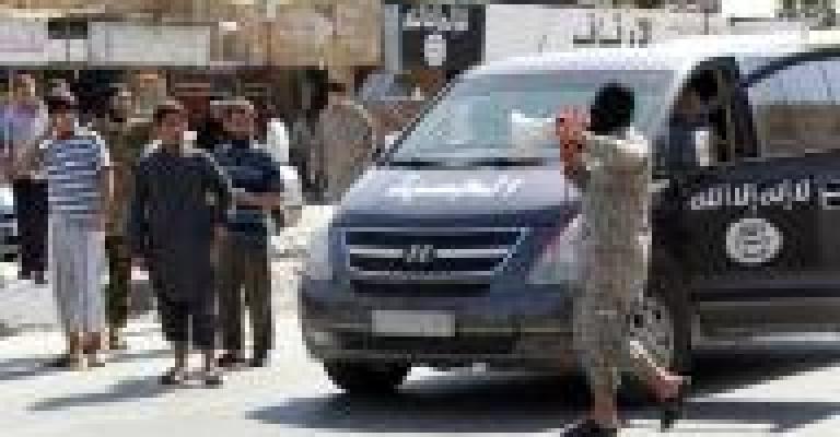 المرصد السوري: مقاتلون يسيطرون على معبر القنيطرة