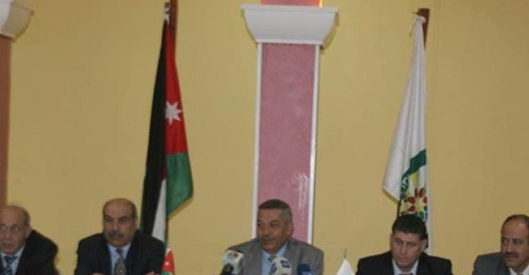 52 % نسبة النجاح بامتحان الشامل 52 % نسبة النجاح بامتحان الشامل