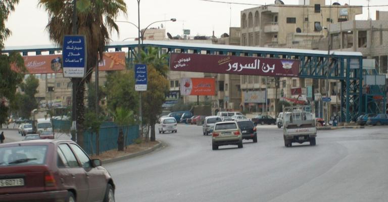 "الجمعيات الشهرية" ملاذ الزرقاويين من فوائد البنوك وتعقيداتها "الجمعيات الشهرية" ملاذ الزرقاويين من فوائد البنوك وتعقيداتها