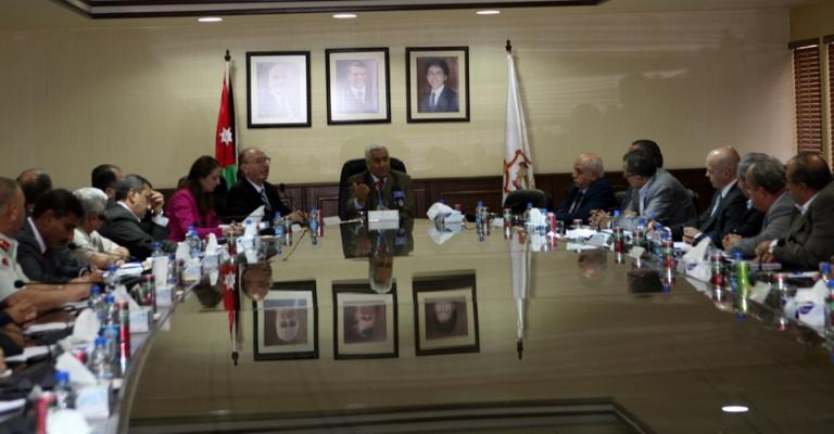 رئيس الوزراء يترأس الاجتماع الاول لمجلس الاستثمار