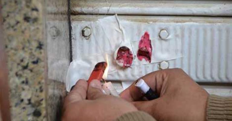 إغلاق مصنع للغذاء في العقبة بالشمع الاحمر