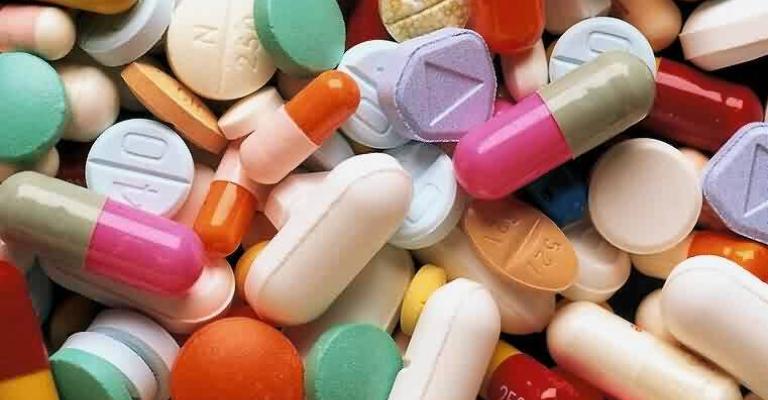 ضبط قضيتي تقليد دواء واحباط بيع حليب فاسد ضبط قضيتي تقليد دواء واحباط بيع حليب فاسد