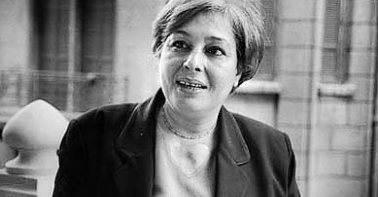 رحيل الروائية رضوى عاشور زوجة الشاعر الفلسطيني مريد البرغوثي