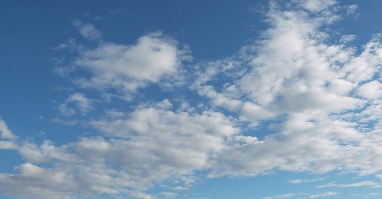 طقس لطيف في معظم مناطق المملكة