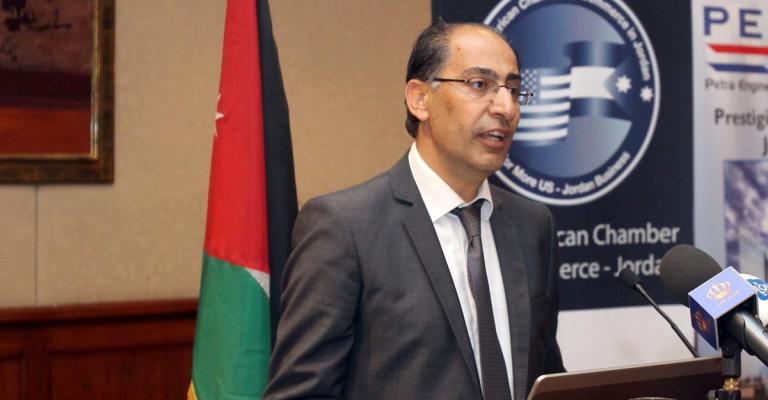 سيف: عجز القطاع الخاص عن توفير فرص العمل رفع مستوى البطالة