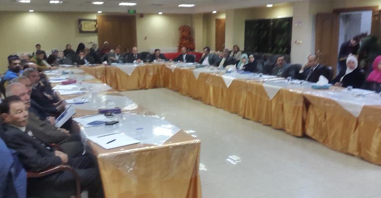 ندوة بالزرقاء تطالب بخطط تنموية لدعم البلديات المتأثرة باللجوء السوري