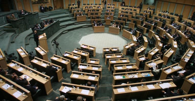 "النواب" يؤجل طرح الثقة بالزعبي ويستكمل قانون ضريبة الدخل‏ 