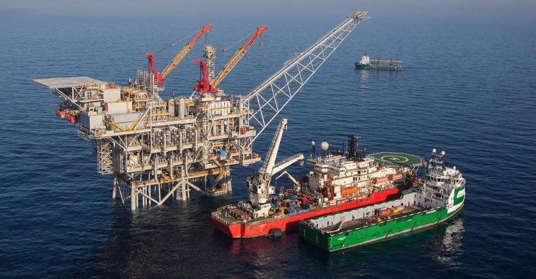 فعاليات نقابية ترفض، ووزير الطاقة يدافع عن اتفاقية الغاز الإسرائيلي 