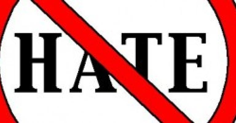 "سوريون بيننا" يرصد خطاب الكراهية للاجئين السوريين في الإعلام الأردني