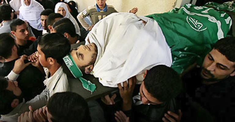 استشهاد قائد ميداني من حماس وإصابة إثنين