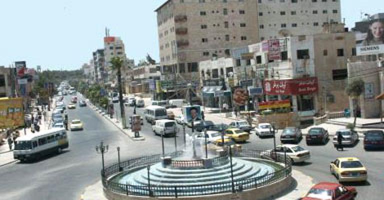 عوامل اقتصادية واجتماعية تحكم أماكن إقامة اللاجئين عوامل اقتصادية واجتماعية تحكم أماكن إقامة اللاجئين