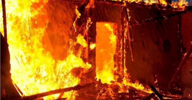 وفاة طفلة إثر حريق في محافظة العاصمة