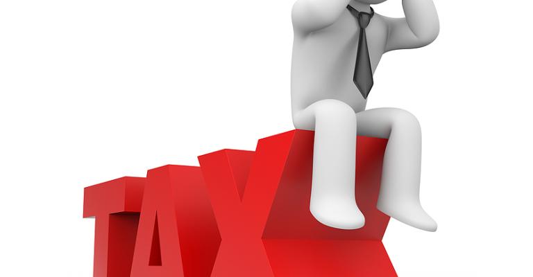 العدالة والطبقة الوسطى ضحيتا ضريبة الدخل العدالة والطبقة الوسطى ضحيتا ضريبة الدخل