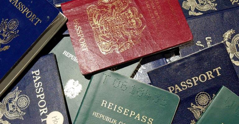 لاجئون سوريون يحلمون في وطن بديل رغم العقبات