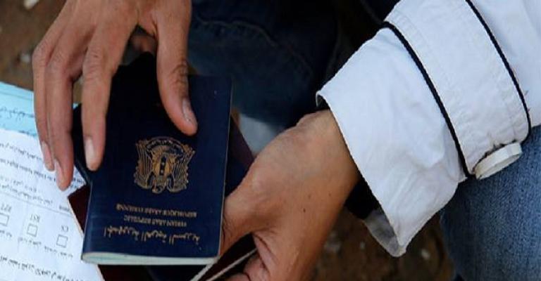 المفوضية تدعو اللاجئين السوريين إلى استعادة وثائقهم المحتجزة وتتبعها