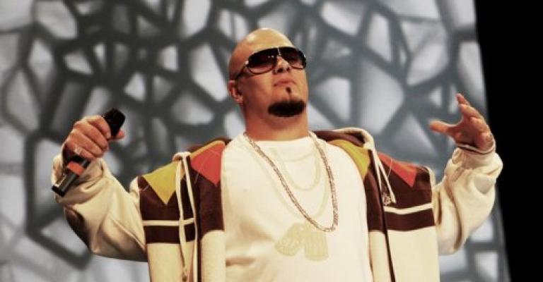 كيف تحول "الأستاذ سام" من دراسة Mis إلى الراب ؟