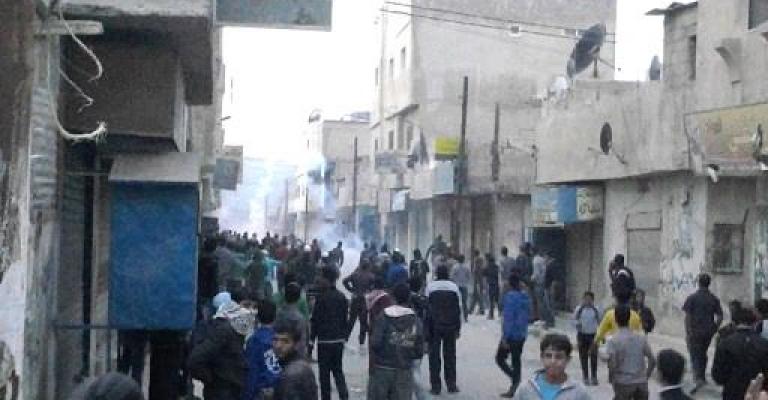 مواجهات بين الدرك وأصحاب بسطات في مخيم البقعة