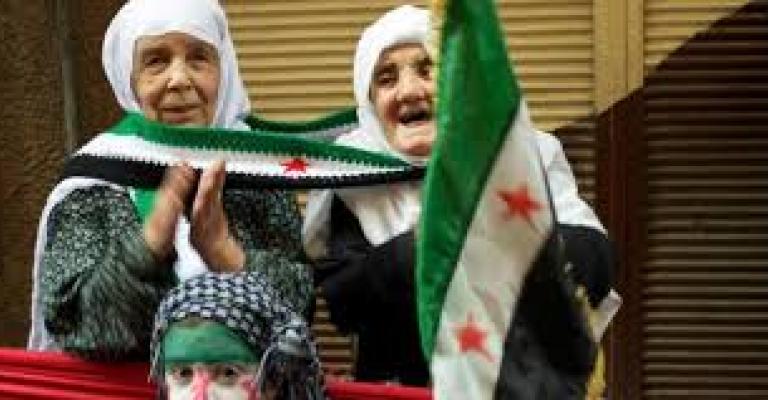 الأمهات السوريات لا يحلمن بأكثر من وطن وولد