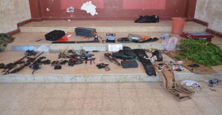 القبض على 18 بجرائم أسلحة ومخدرات القبض على 18 بجرائم أسلحة ومخدرات