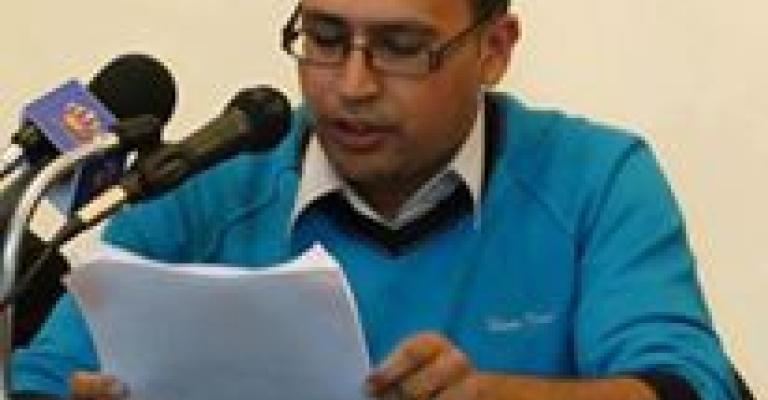 "شرفة الفِردَوس" المشي على خط التماس