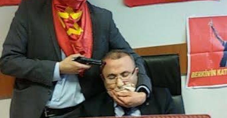 جماعة يسارية تركية تحتجز ممثل نيابة عامة وتهدد بقتله