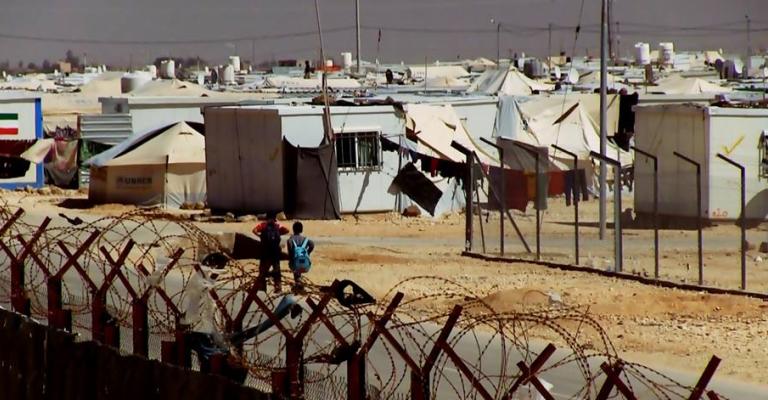 "المأوى الأفضل"... كرفانات بدلاً للخيام في "الزعتري" "المأوى الأفضل"... كرفانات بدلاً للخيام في "الزعتري"