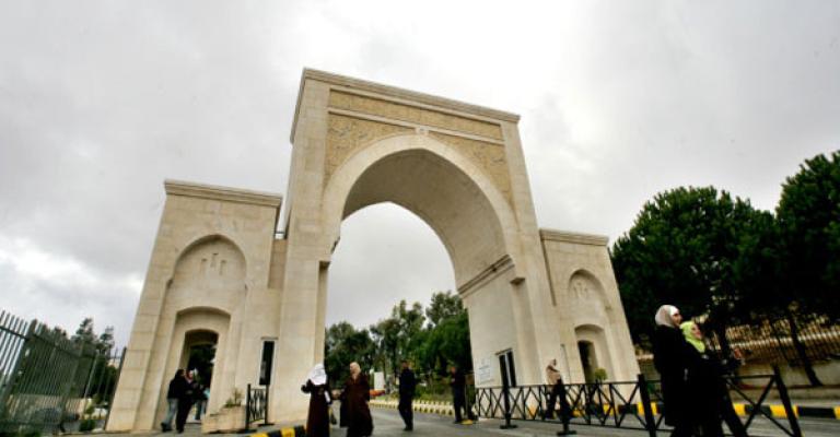 إطلاق أعيرة نارية في "البلقاء التطبيقية" والجامعة تنفي