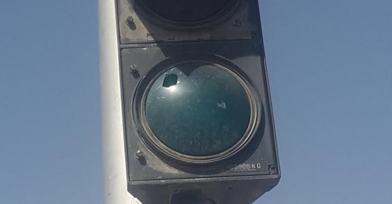 التحطيم المتكرر لاشارات مثلث عوجان يحوله الى منطقة "موت"