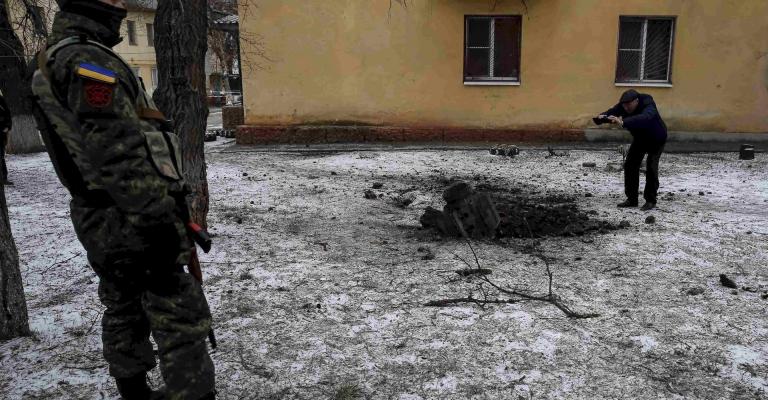 مقتل جندي وإصابة آخر شرق أوكرانيا