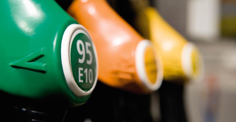 ترقب شعبي لـ"رفعة" حادة على أسعار المحروقات