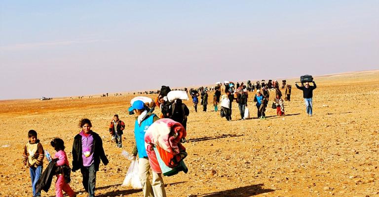 هيومن رايتس: مئات السوريين عالقون في البادية الأردنية