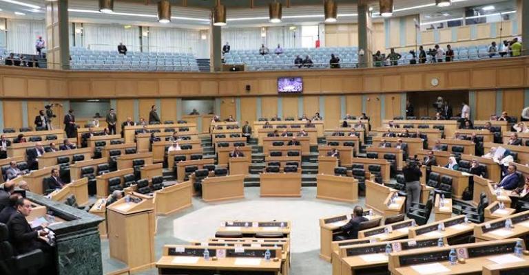 النواب يشطب اسم الأمير حسين من قانون مؤسسة ولي العهد‎