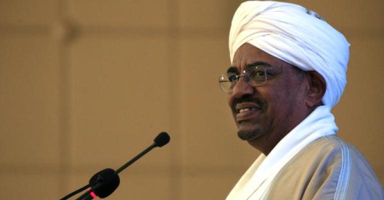 "الجنائية الدولية" تطلب من جنوب افريقيا القبض على الرئيس البشير "الجنائية الدولية" تطلب من جنوب افريقيا القبض على الرئيس البشير