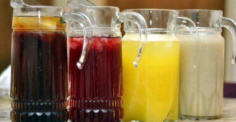 "حماية المستهلك" تدعو ربات البيوت لتصنيع العصائر الرمضانية منزليا