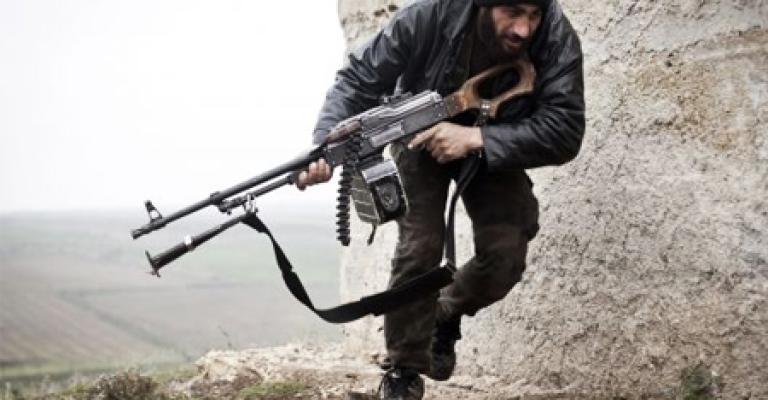 الجيش الأمريكي يدفع للمعارض السوري 400 دولار شهريا