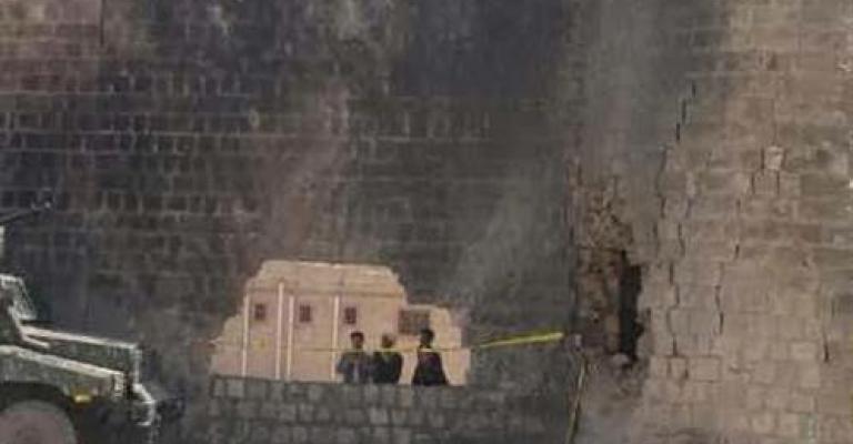 فرار نحو 1200 سجين من سجن تعز المركزي