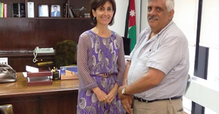 الزميل داود كتاب مع السفيرة دينا قعوار في مقر الممثلية الأردنية في نييورك الزميل داود كتاب مع السفيرة دينا قعوار في مقر الممثلية الأردنية في نييورك