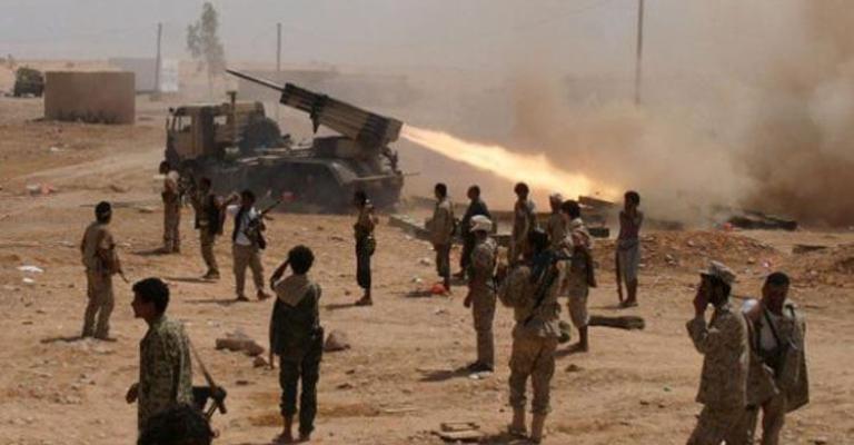 قوات الحكومة اليمنية "تستعيد السيطرة" على مطار عدن