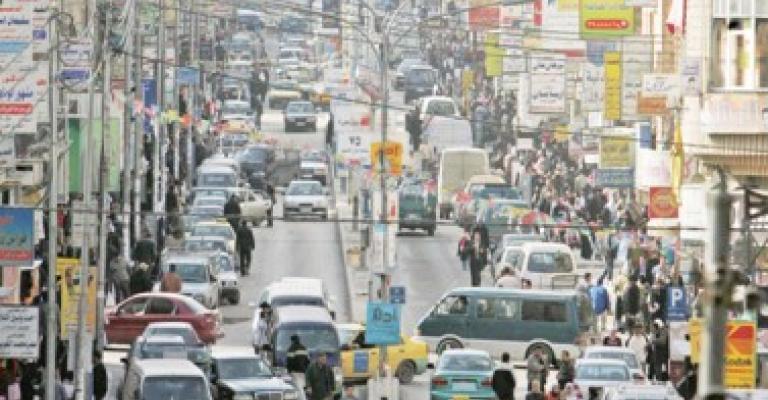 إغلاق شوارع بالزرقاء أمام المركبات