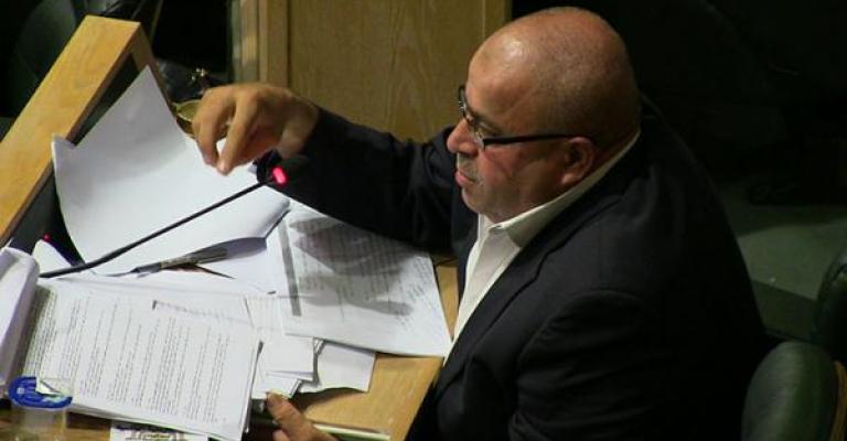 عطية يسأل النسور عن 8 مليون دولار