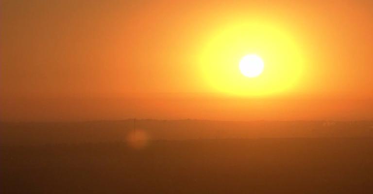 طقس حار والعظمى في عمّان 36 طقس حار والعظمى في عمّان 36