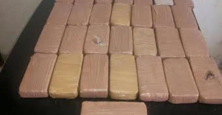 ضبط 36 كغم هيروين في البادية الشمالية ضبط 36 كغم هيروين في البادية الشمالية