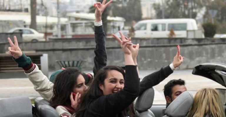 السير: حجز مركبات مواكب التوجيهي المخالفة 14 يوماً